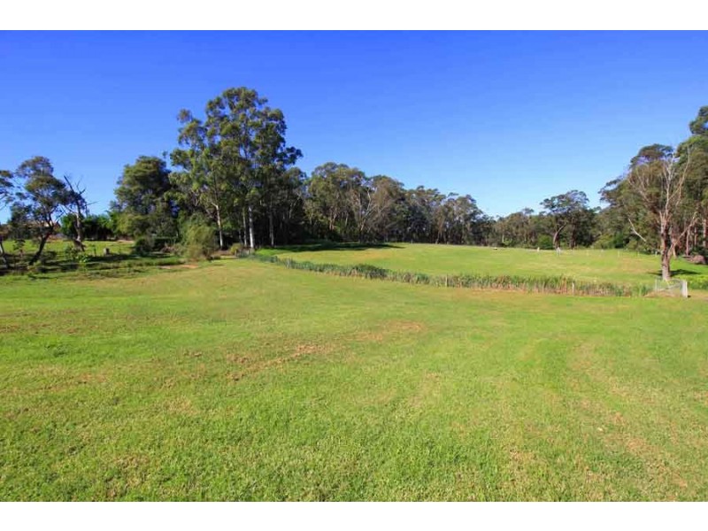 2 Julian Place, Arcadia NSW 2159