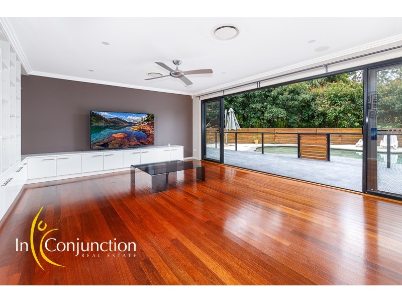 2 Julian Place, Arcadia NSW 2159