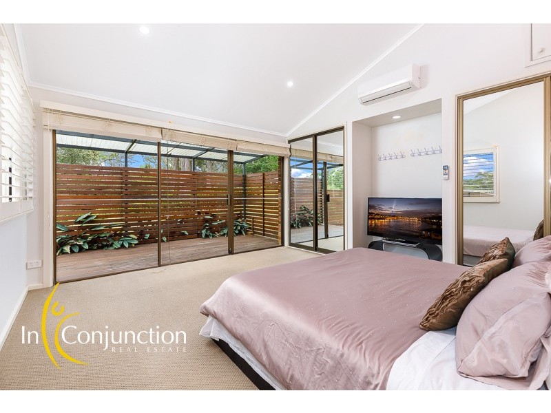 2 Julian Place, Arcadia NSW 2159