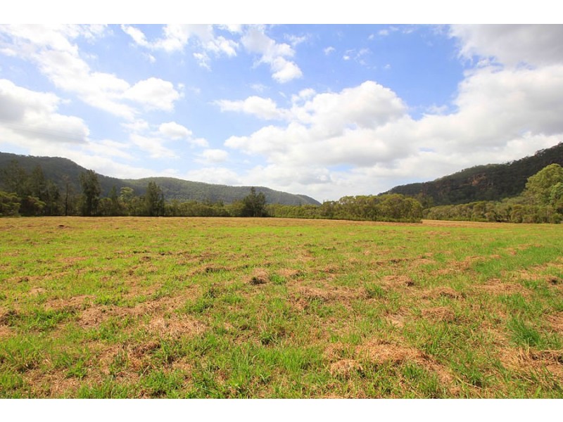 714 Singleton Road, Laughtondale NSW 2775