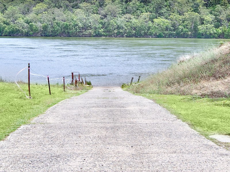 Lower Portland NSW 2756