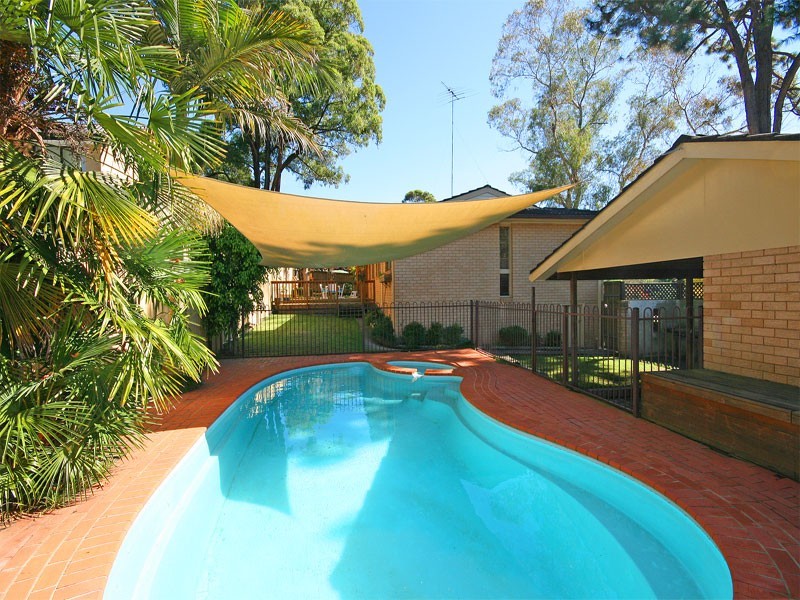 24 sylvan Street, Galston NSW 2159