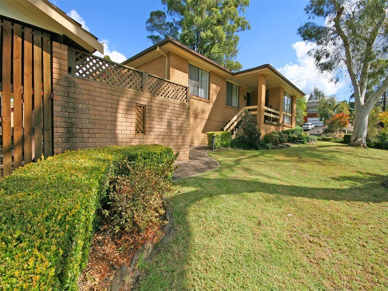 24 sylvan Street, Galston NSW 2159