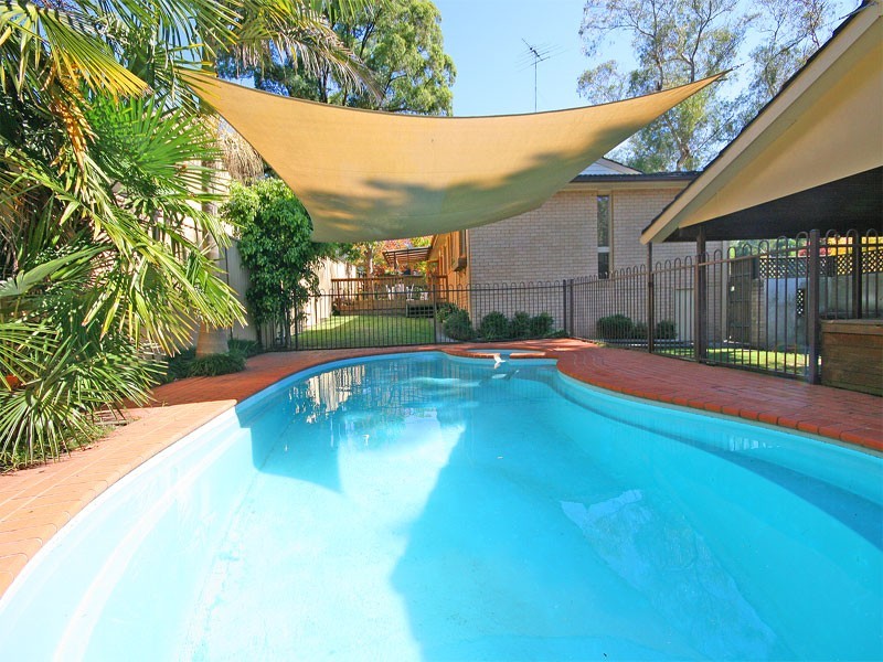 24 sylvan Street, Galston NSW 2159