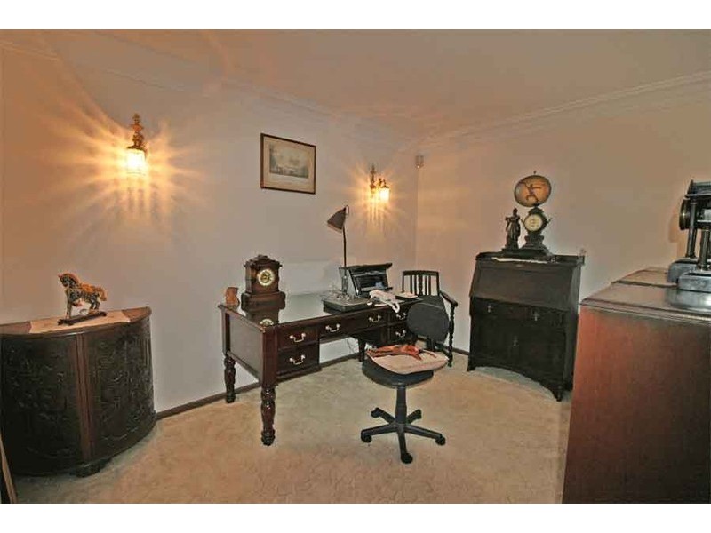27 Macquarie Drive, Cherrybrook NSW 2126