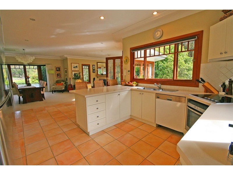 6 Gilligans Road, Dural NSW 2158