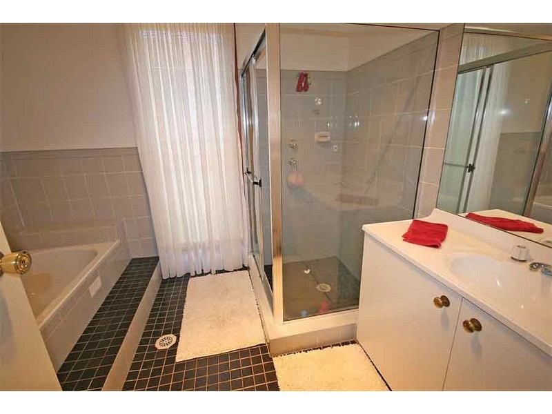 16 Hansen Avenue, Galston NSW 2159