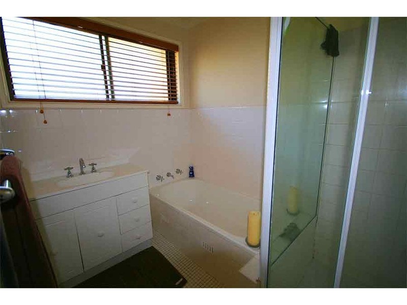 1 Lackenwood Crescent, Galston NSW 2159