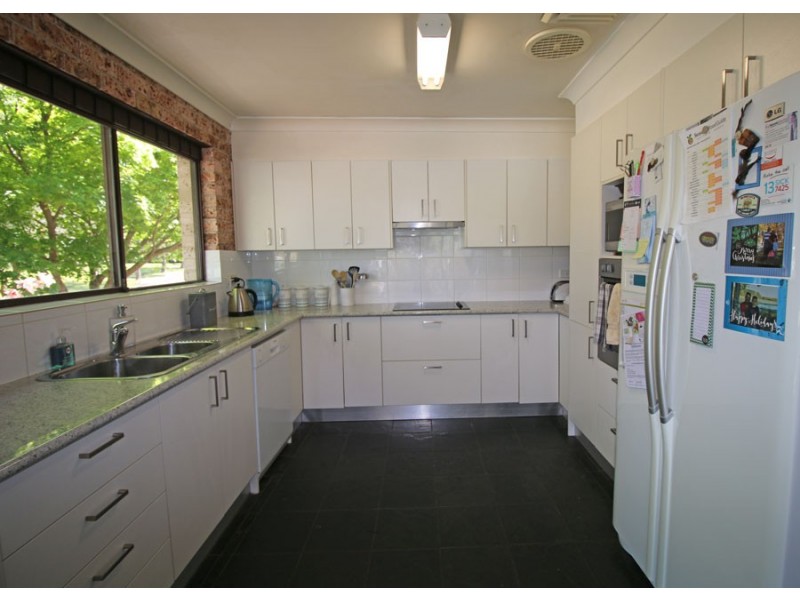 2 Gracemere Crescent, Glenorie NSW 2157