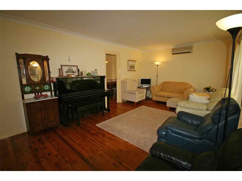 38 Rosebank Avenue, Dural NSW 2158