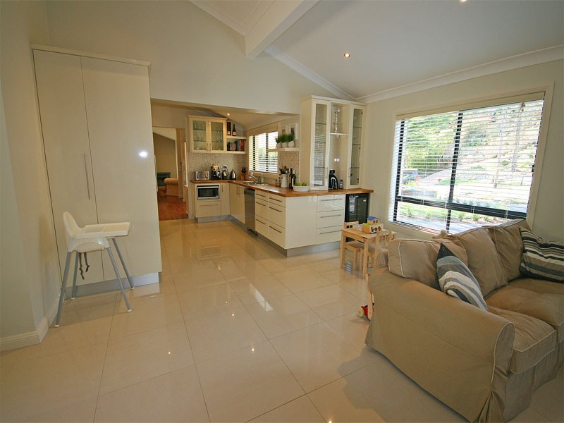 2 The Knoll, Galston NSW 2159