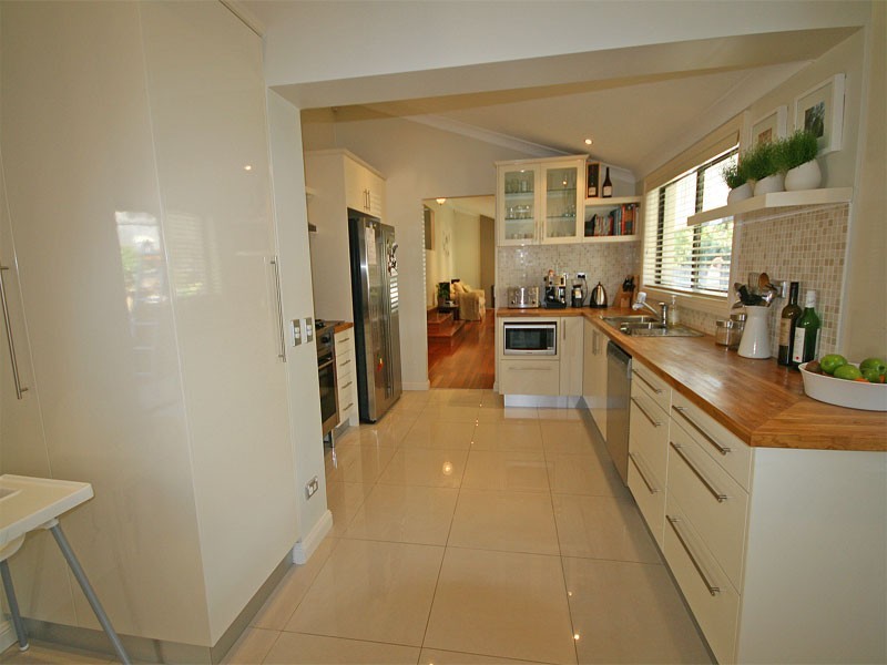 2 The Knoll, Galston NSW 2159