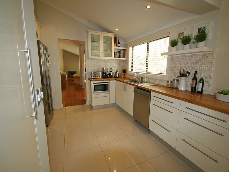 2 The Knoll, Galston NSW 2159