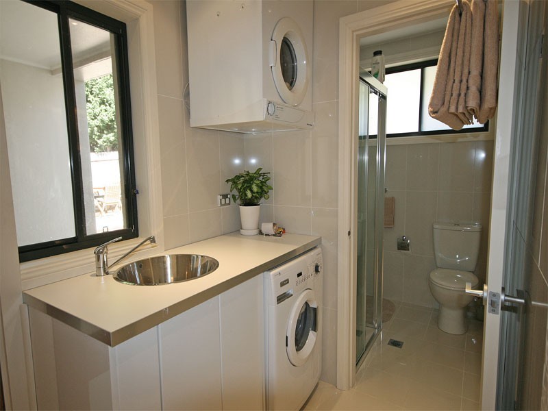 2 The Knoll, Galston NSW 2159