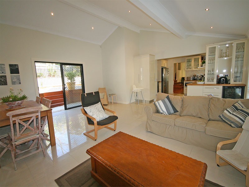 2 The Knoll, Galston NSW 2159