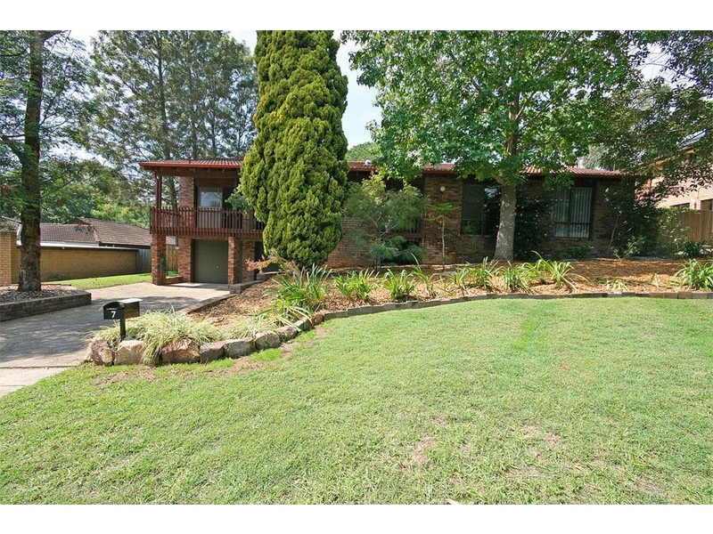 7 Forest Place, Galston NSW 2159