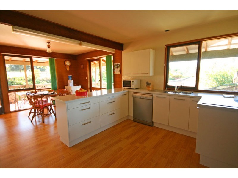 2 Bay Rd, Arcadia NSW 2159