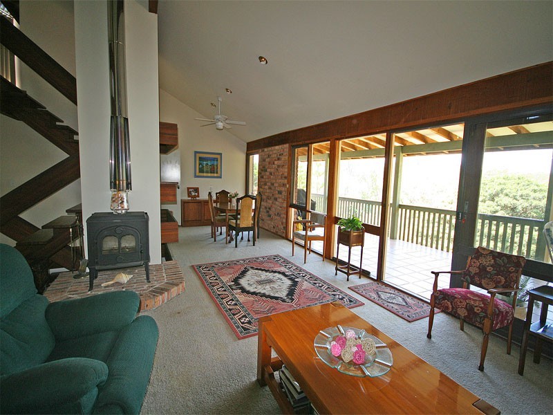 2 Bay Rd, Arcadia NSW 2159