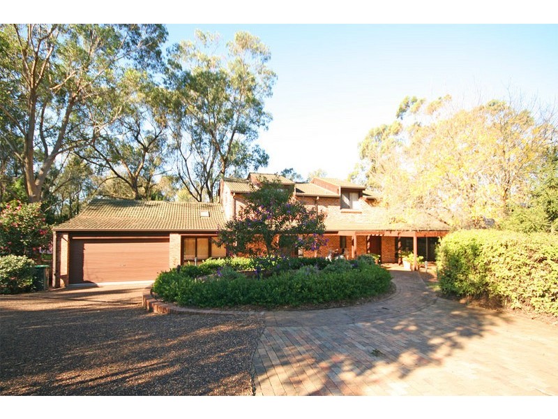 4 Karalee Road, Galston NSW 2159