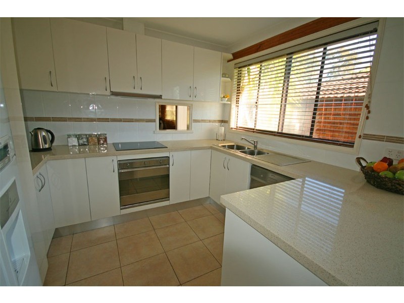 8 Hakea Crescent, Galston NSW 2159