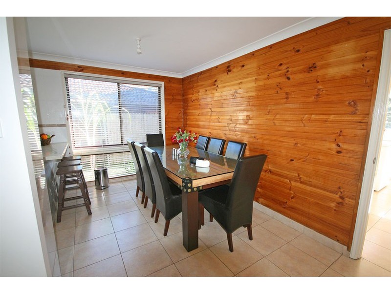 8 Hakea Crescent, Galston NSW 2159