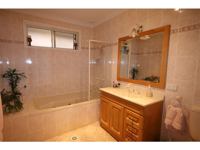 11 Olola Ave, Castle Hill NSW 2154