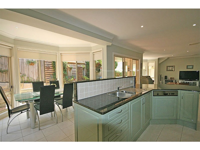 5 Lynton Green, West Pennant Hills NSW 2125