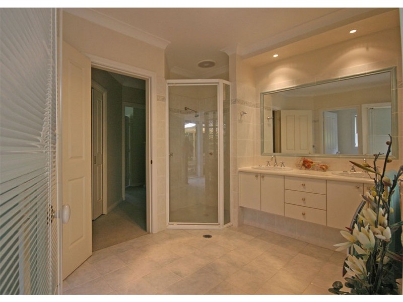 5 Lynton Green, West Pennant Hills NSW 2125