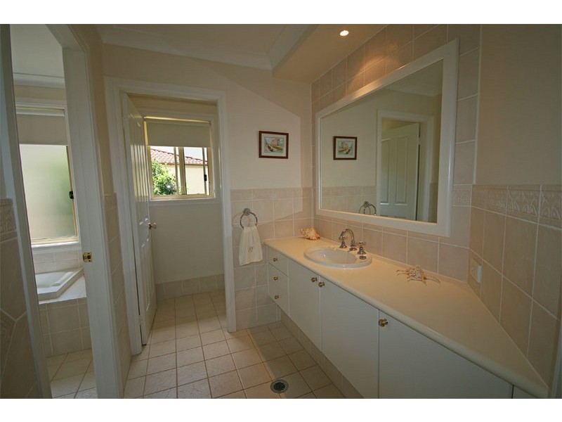 5 Lynton Green, West Pennant Hills NSW 2125