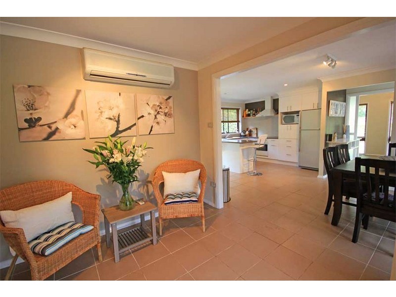 1 Lackenwood Crescent, Galston NSW 2159