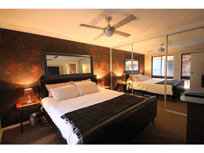 1 Lackenwood Crescent, Galston NSW 2159