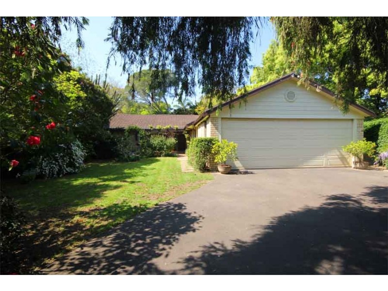 16 Arcadia Road, Galston NSW 2159