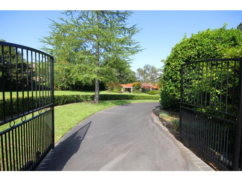 8 Mcleod Road, Middle Dural NSW 2158