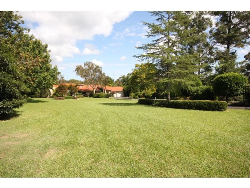 8 Mcleod Road, Middle Dural NSW 2158