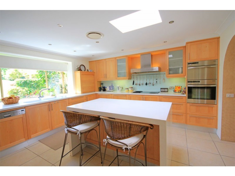 8 Mcleod Road, Middle Dural NSW 2158