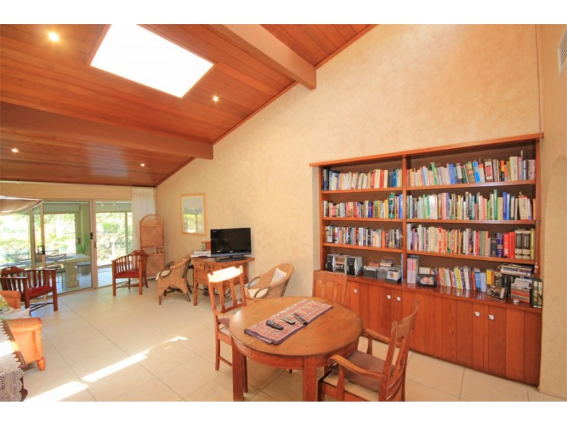 8 Mcleod Road, Middle Dural NSW 2158