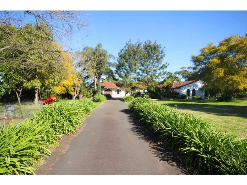 8 Bay Road, Arcadia NSW 2159