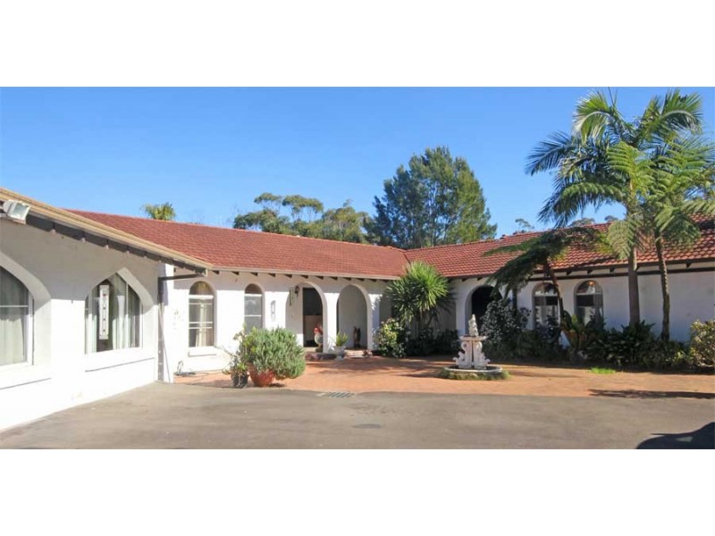 8 Bay Road, Arcadia NSW 2159