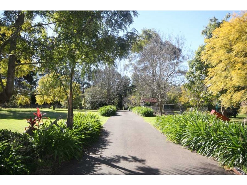 8 Bay Road, Arcadia NSW 2159