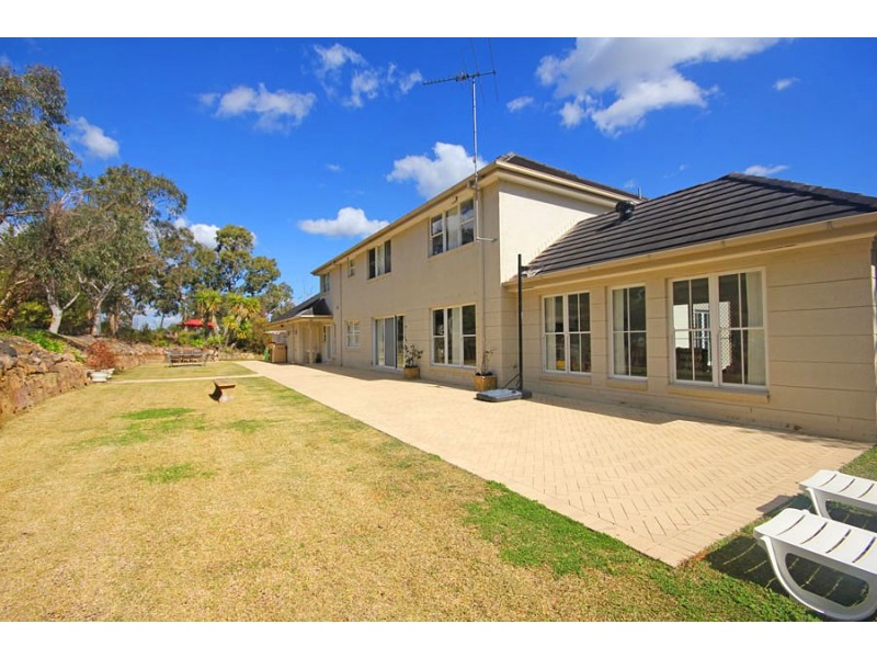 8 Parkcrest Place, Kenthurst NSW 2156