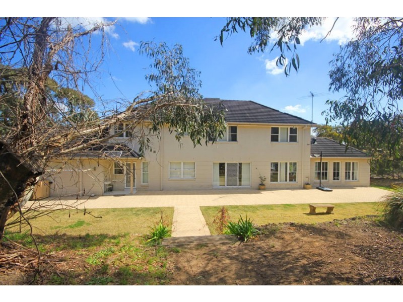 8 Parkcrest Place, Kenthurst NSW 2156