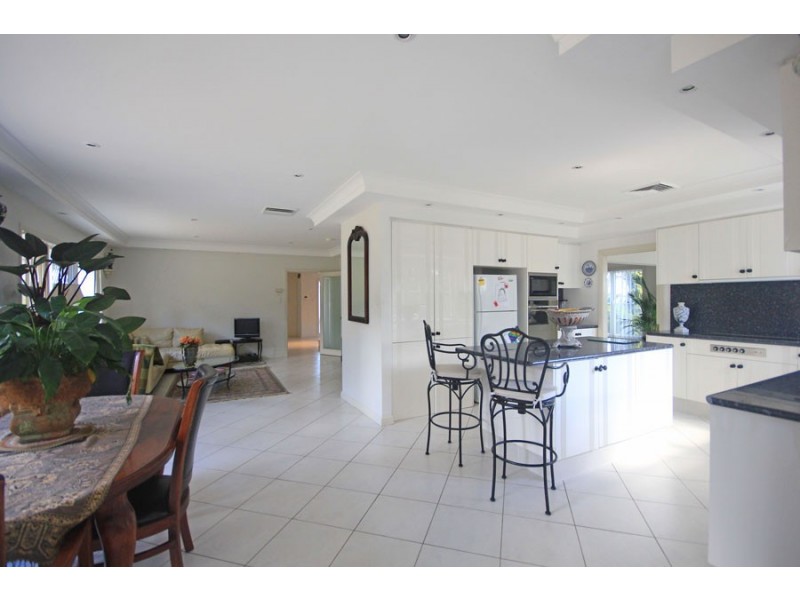 8 Parkcrest Place, Kenthurst NSW 2156