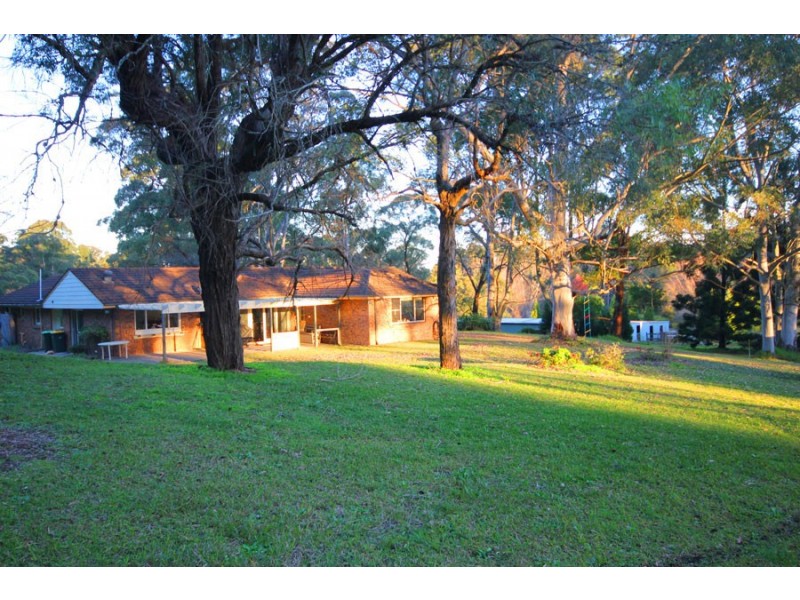 35 Blacks Road, Arcadia NSW 2159