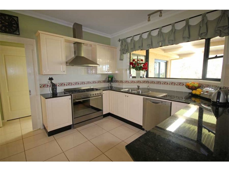 9 Charcoal Road, South Maroota NSW 2756