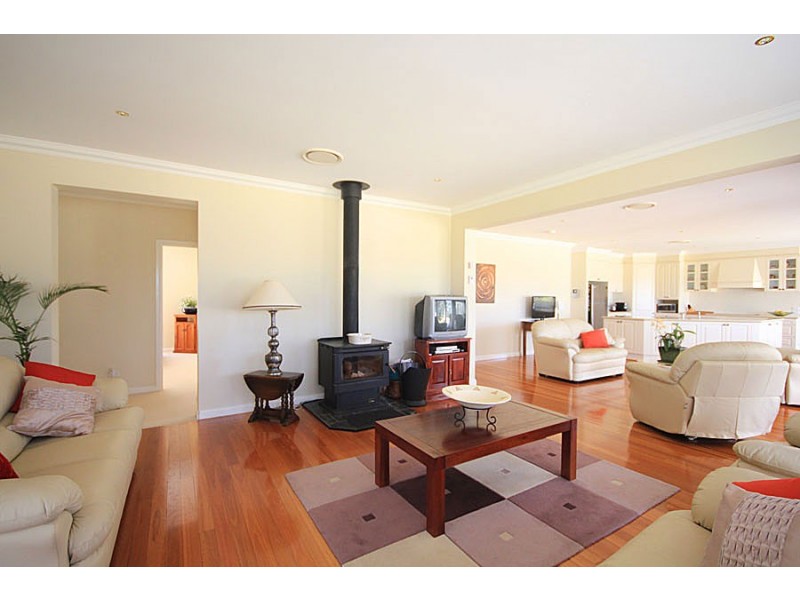 4 Charcoal Road, South Maroota NSW 2756