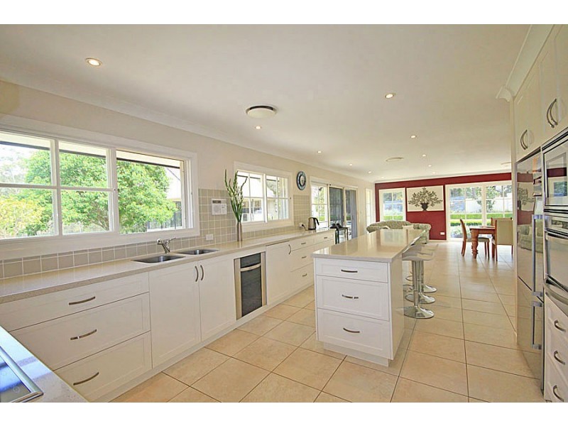 9 Cotswold Road, Dural NSW 2158