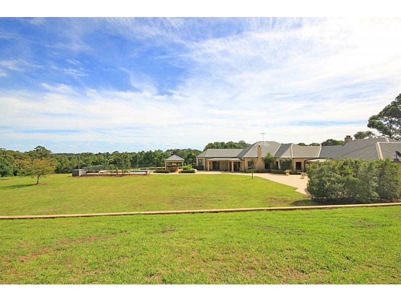 2 Blacks Road, Arcadia NSW 2159