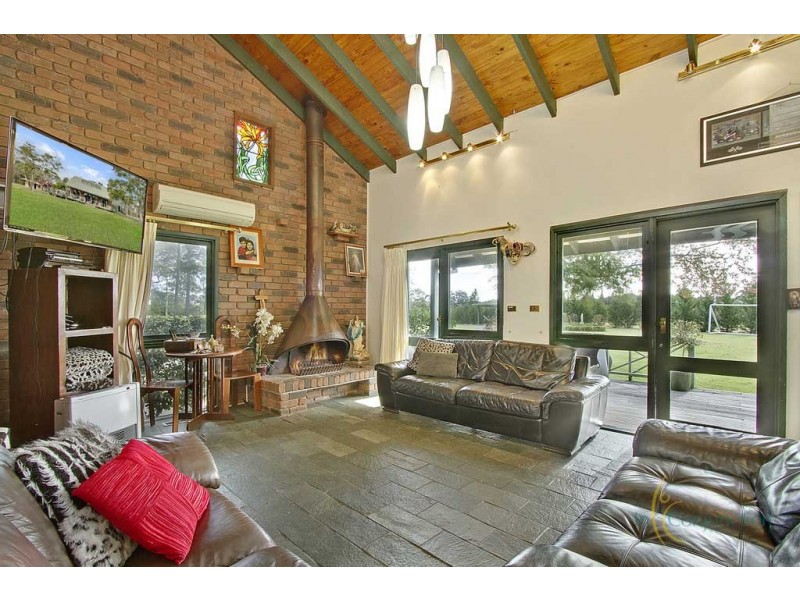 7 Calderwood Road, Galston NSW 2159