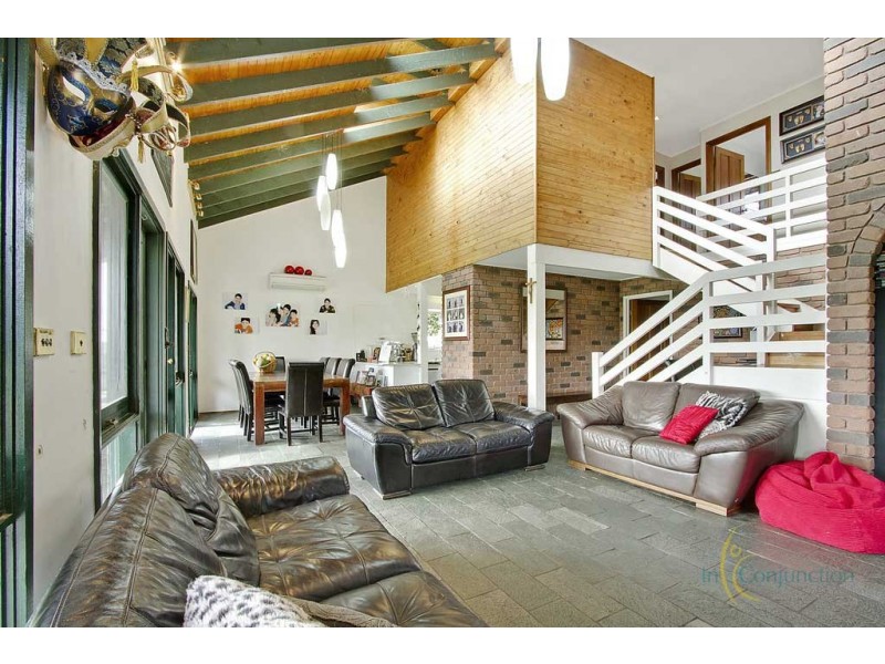 7 Calderwood Road, Galston NSW 2159