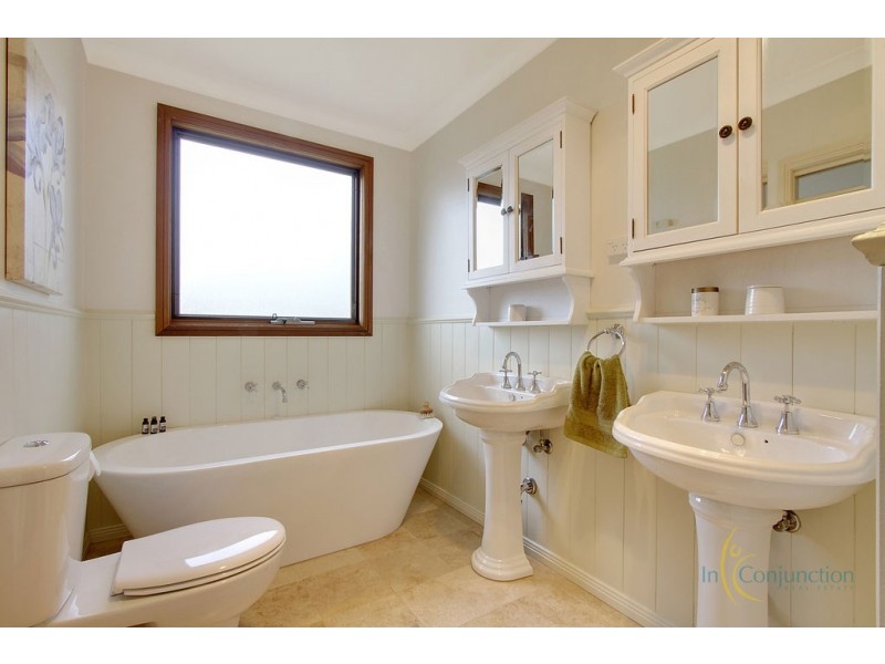 8 Campbell Road, Kenthurst NSW 2156